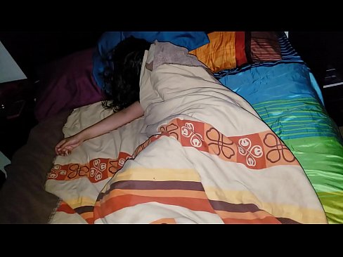 ❤️ Stepson beating ແມ່ລ້ຽງໄວຫນຸ່ມລາວໃນຂະນະທີ່ນາງນອນ. ❤ ວິດີໂອທາງຮູທະວານ ຢູ່ພວກເຮົາ